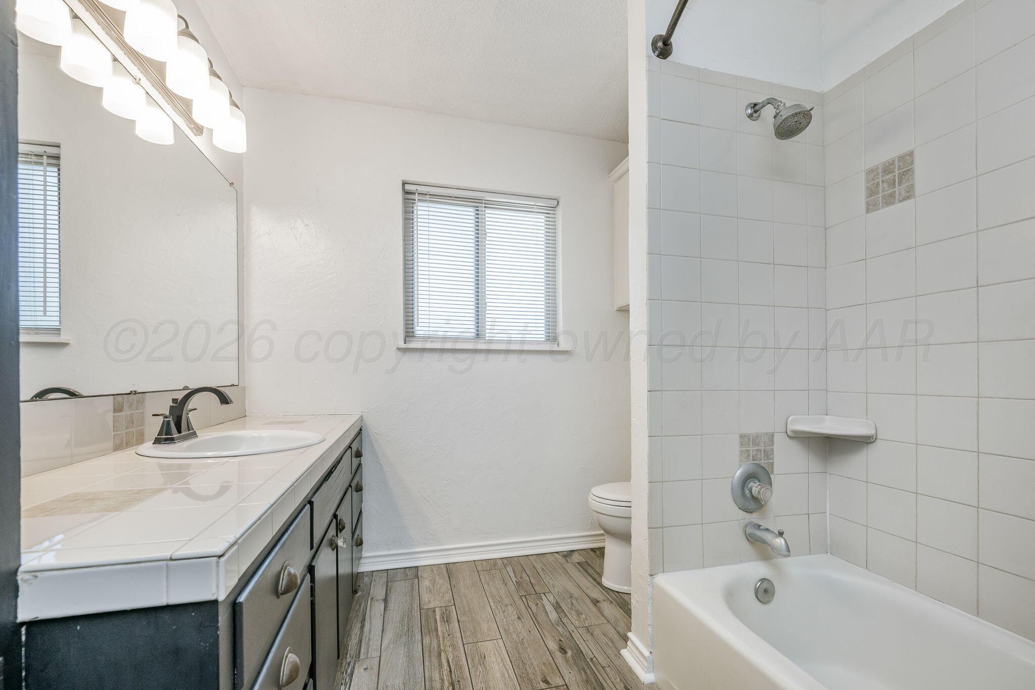 414 Ramada Trail Amarillo, TX 79108 - Photo 11 of 19 Bathroom 2