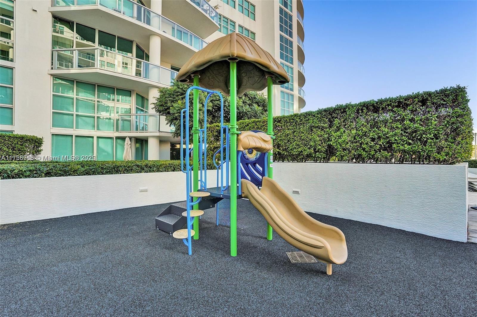 3131 Northeast 188th Street, Unit 1508 Aventura, FL 33180 - Photo 32 of 42