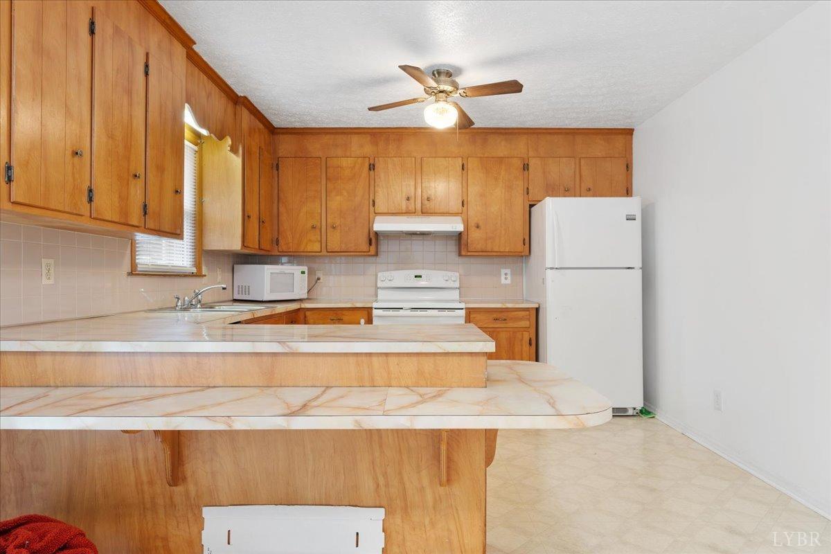 122 Pearson Drive Rustburg, VA 24588 - Photo 26 of 45