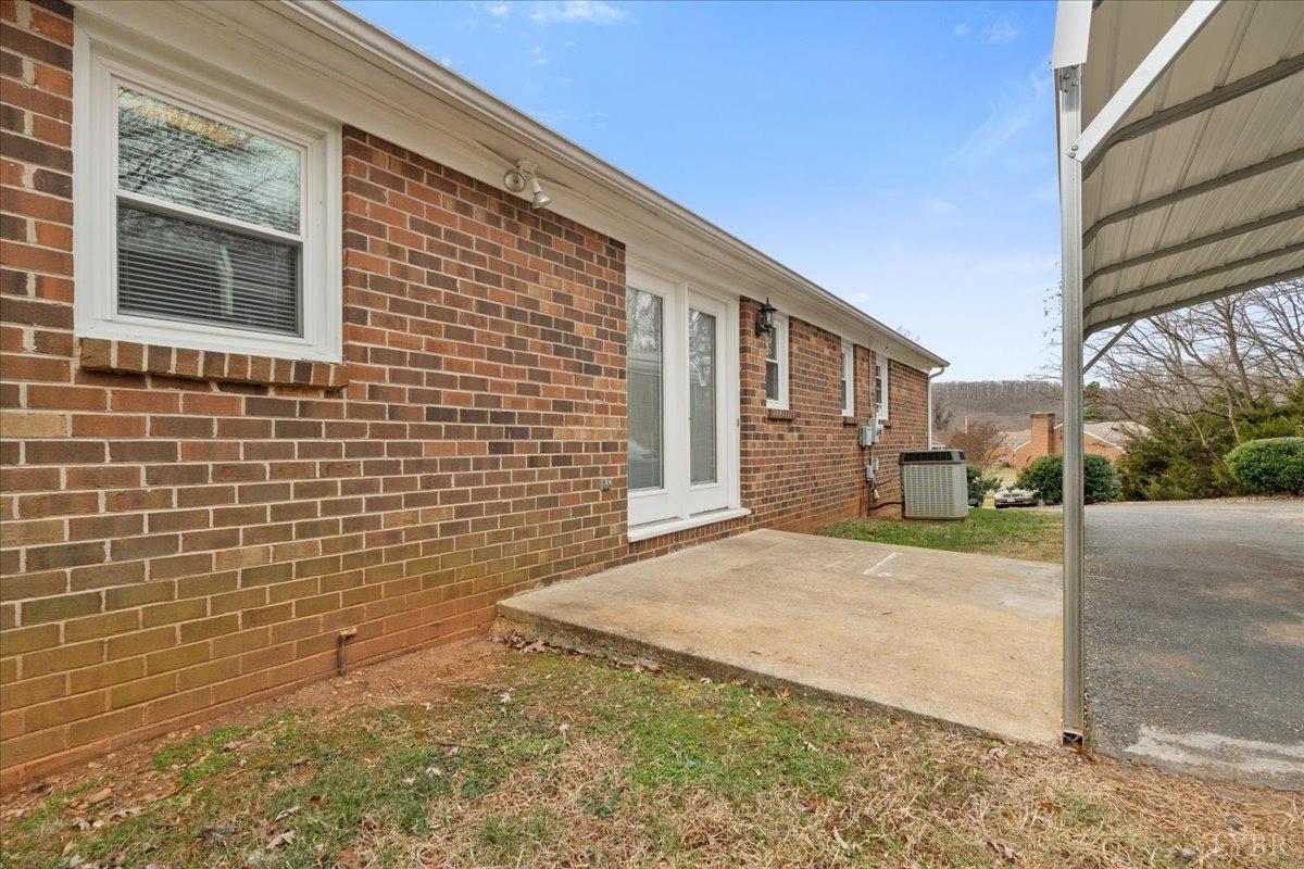 122 Pearson Drive Rustburg, VA 24588 - Photo 34 of 45