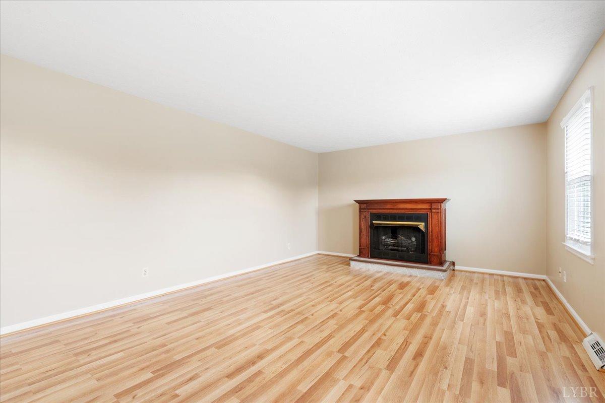 122 Pearson Drive Rustburg, VA 24588 - Photo 4 of 45