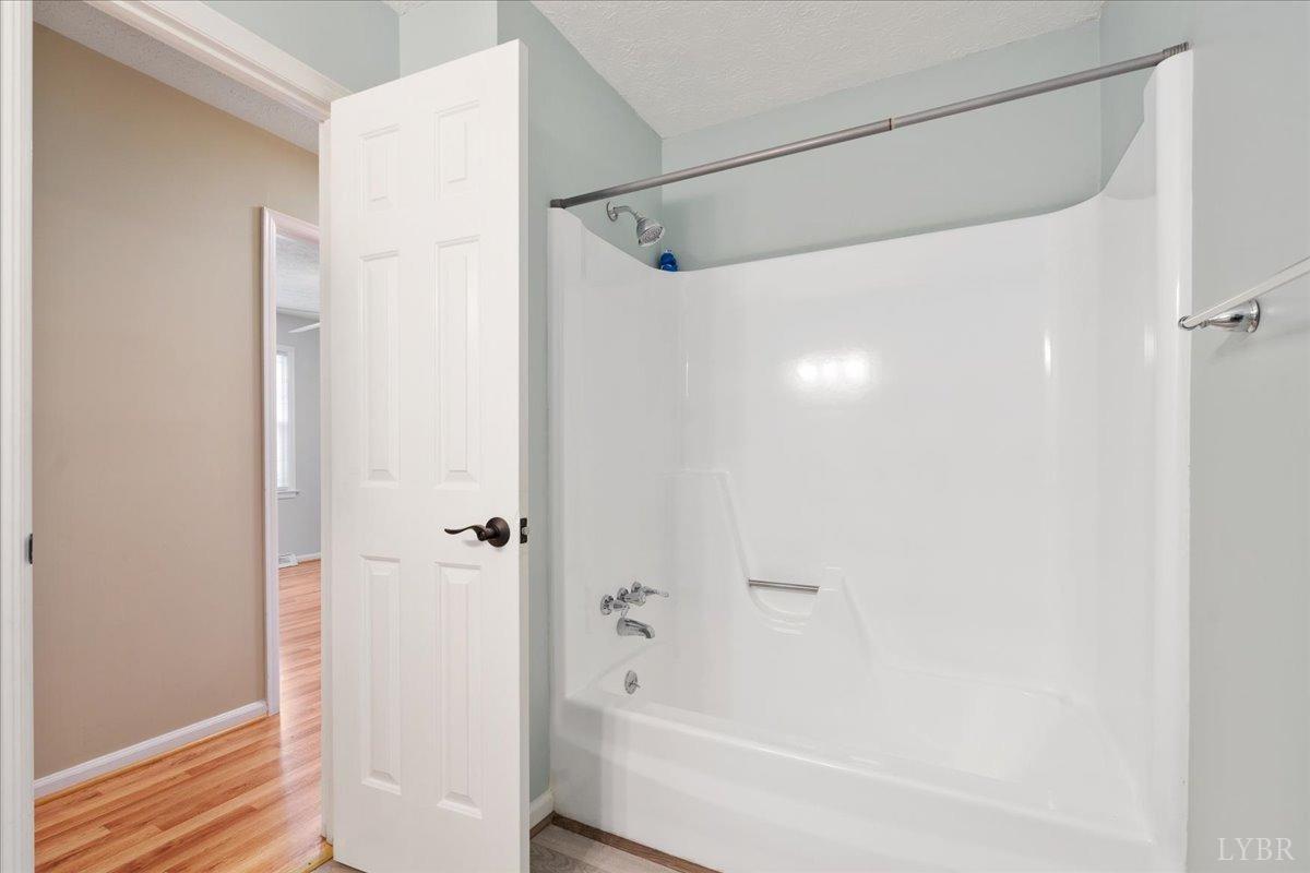 122 Pearson Drive Rustburg, VA 24588 - Photo 7 of 45