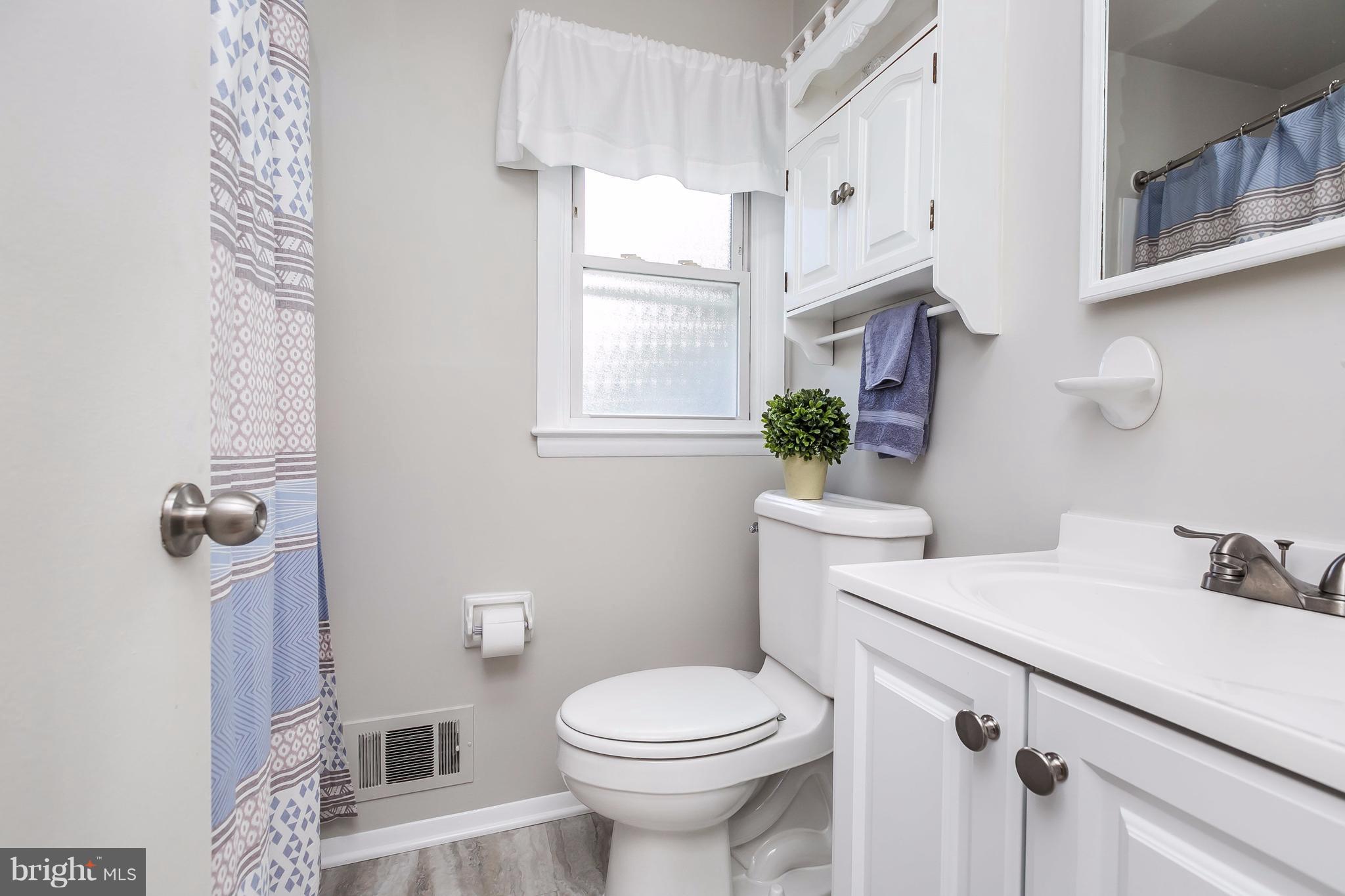 117 Northway Road Reisterstown, MD 21136 - Photo 12 of 25 UPDATED OWNERS' BATH