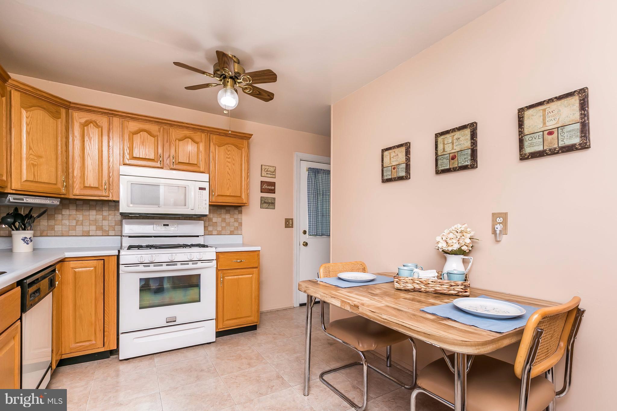 117 Northway Road Reisterstown, MD 21136 - Photo 9 of 25 GREAT KITCHEN