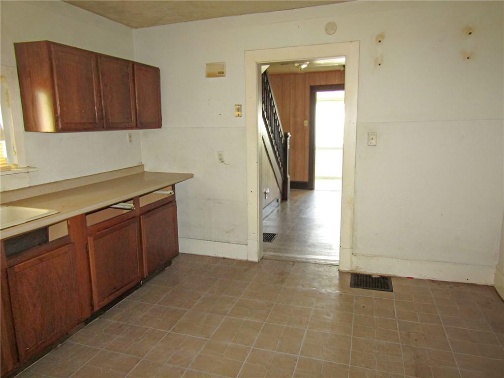 12 Collins Avenue Uniontown, PA 15401 - Photo 15 of 26