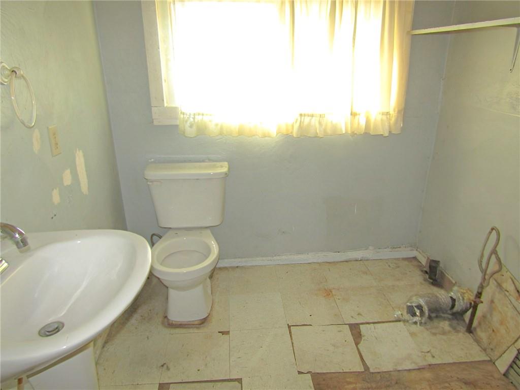 12 Collins Avenue Uniontown, PA 15401 - Photo 16 of 26