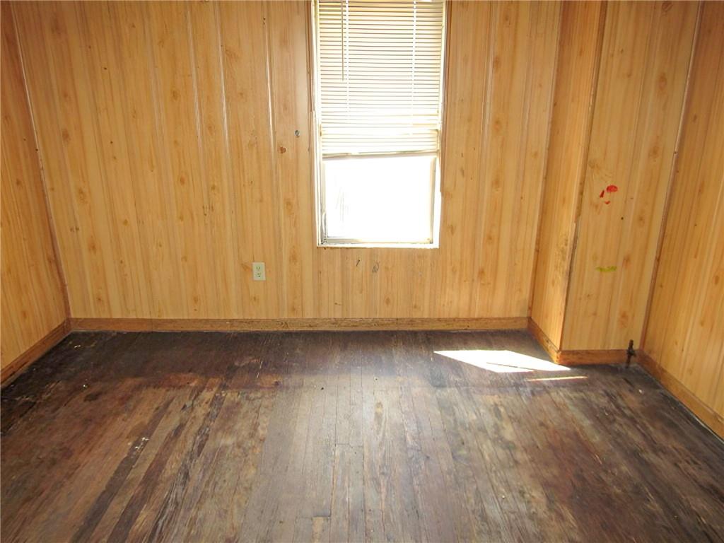 12 Collins Avenue Uniontown, PA 15401 - Photo 18 of 26