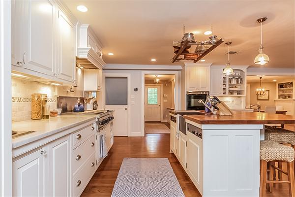 4 Bradlee Road Marblehead, MA 01945 - Photo 8 of 25