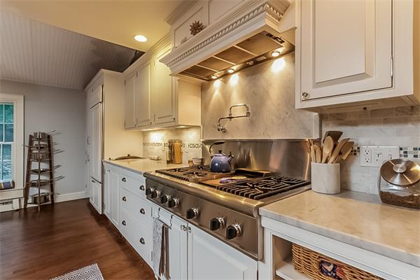 4 Bradlee Road Marblehead, MA 01945 - Photo 10 of 25