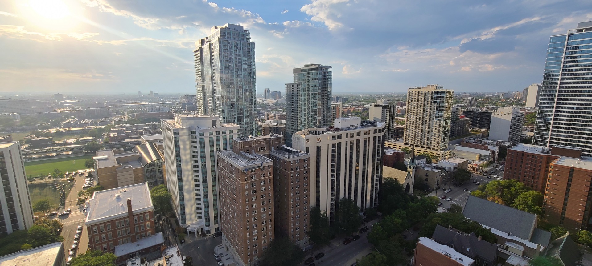 111 West Maple Street, Unit 2309 Chicago, IL 60610 - Photo 3 of 11 a view of city