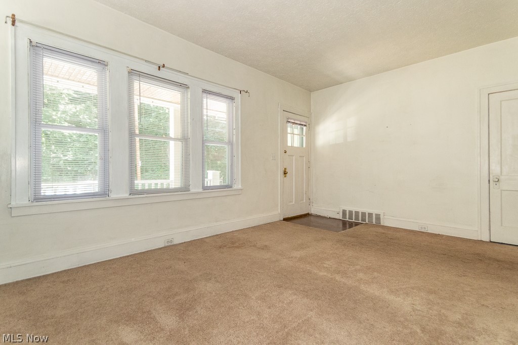 2233 Edgehill Road Cleveland, OH 44106 - Photo 6 of 34 Gallery Image 6