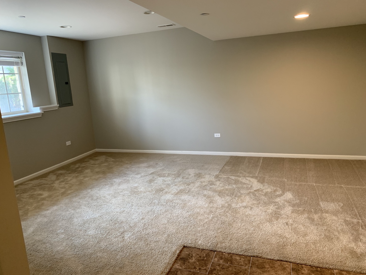 2014 Dauntless Drive Glenview, IL 60026 - Photo 13 of 25