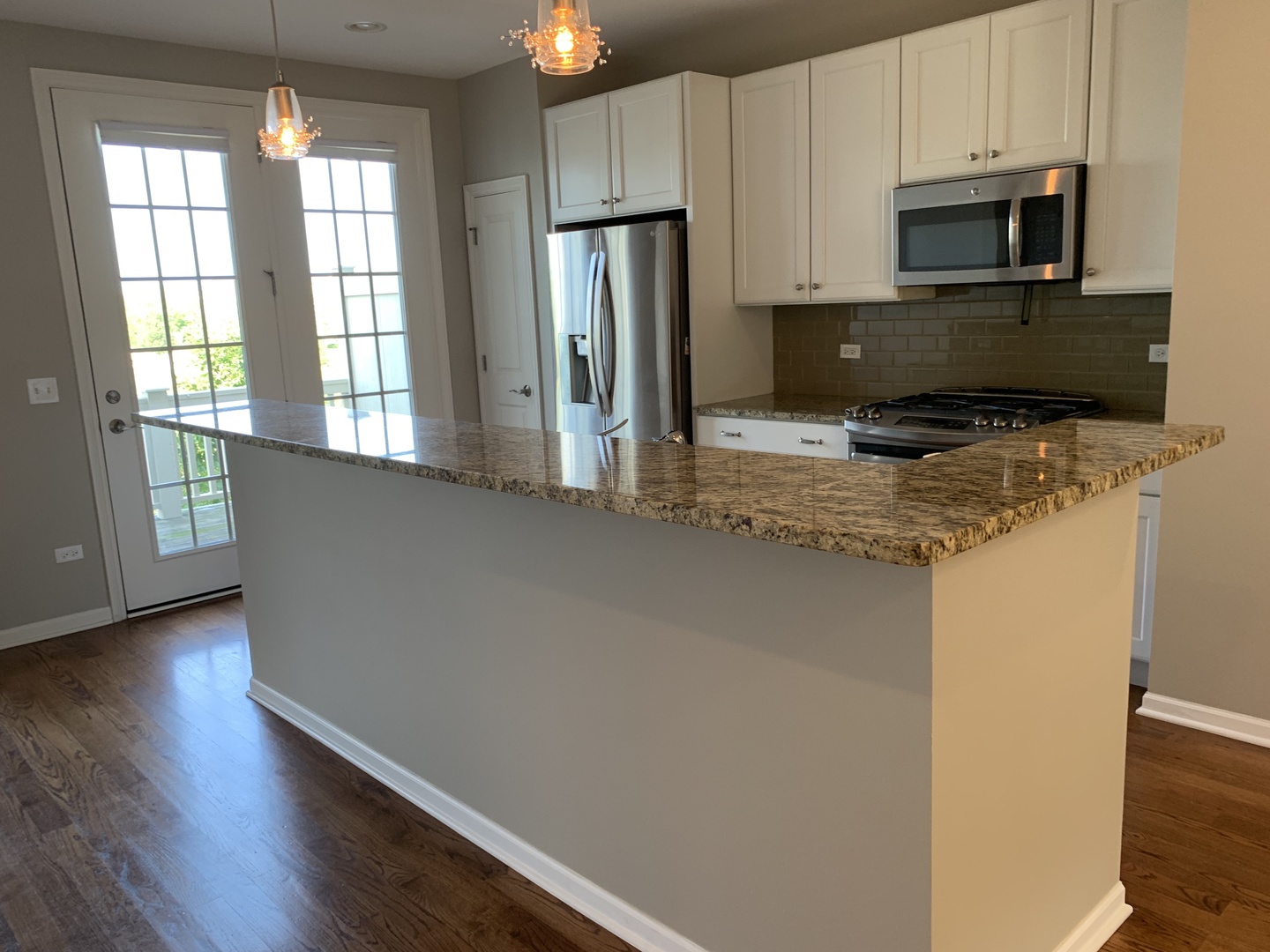 2014 Dauntless Drive Glenview, IL 60026 - Photo 5 of 25