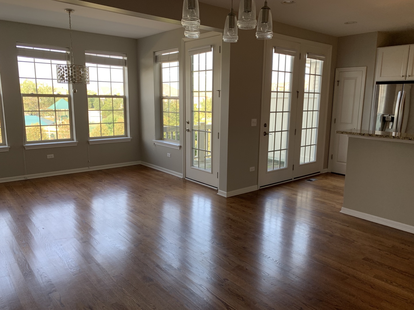 2014 Dauntless Drive Glenview, IL 60026 - Photo 6 of 25