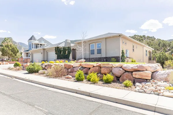 $1,289,000 | 888 East Fiddlers Canyon Road, Cedar City, UT 84721