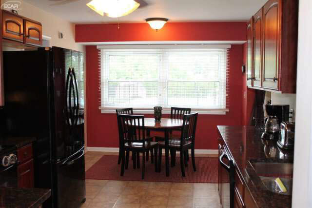 6477 Rustic Ridge Trail Grand Blanc, MI 48439 - Photo 12 of 56 21195470-11.JPG
