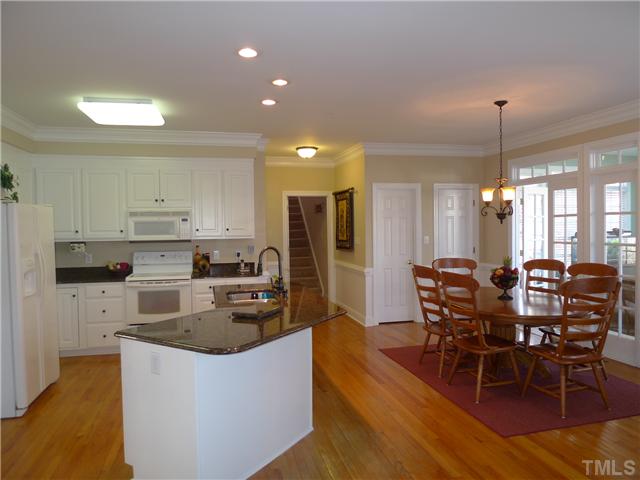 5306 Fiddlewood Court Raleigh, NC 27613 - Photo 3 of 14 The heart of the home!