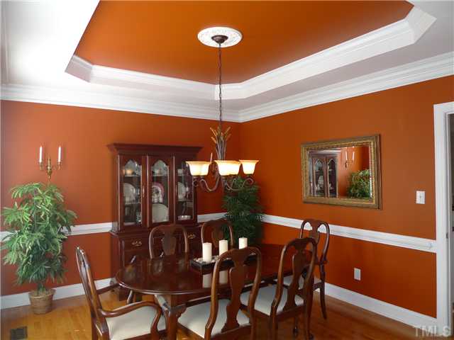 5306 Fiddlewood Court Raleigh, NC 27613 - Photo 4 of 14 Dressed to Entertain!