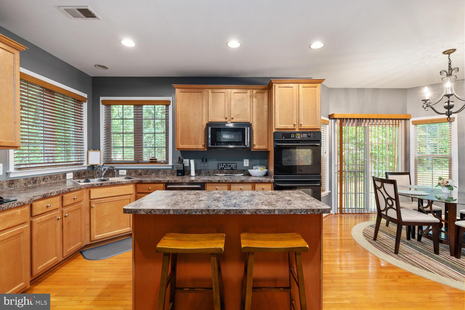 3730 Lions Field Road Triangle, VA 22172 - Photo 14 of 50 Kitchen