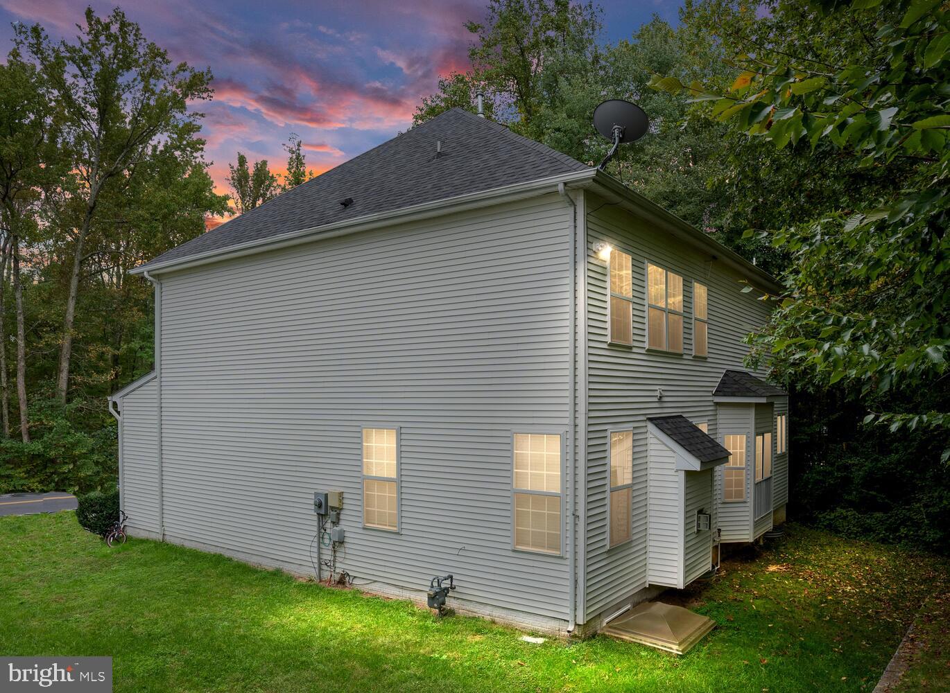 3730 Lions Field Road Triangle, VA 22172 - Photo 3 of 50 Gallery Image 3