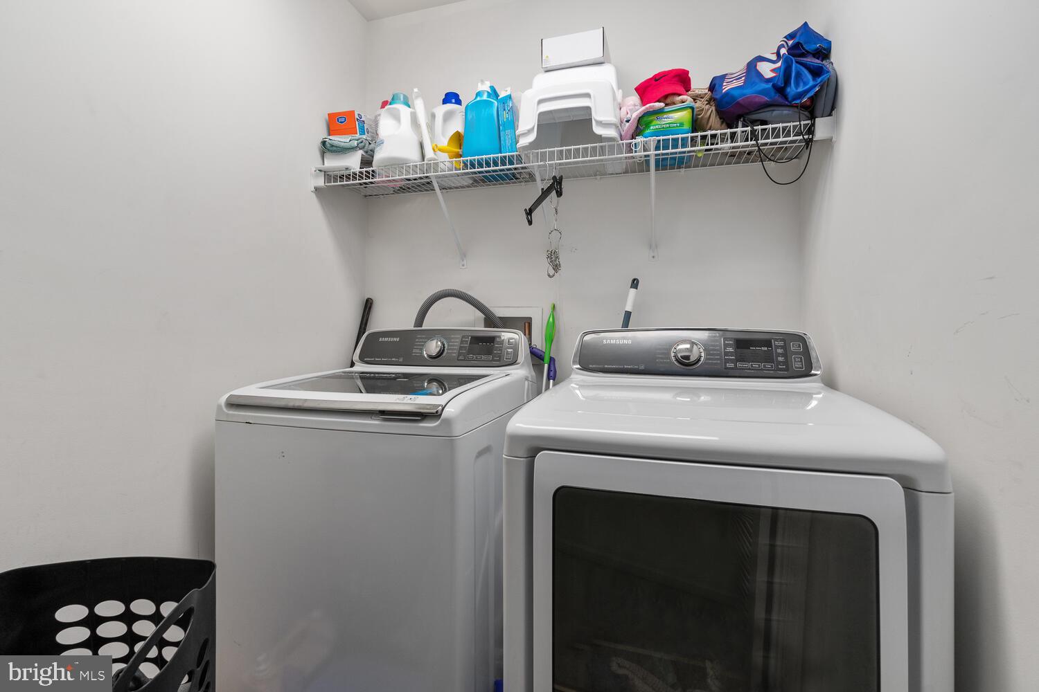 3730 Lions Field Road Triangle, VA 22172 - Photo 28 of 50 Laundry room