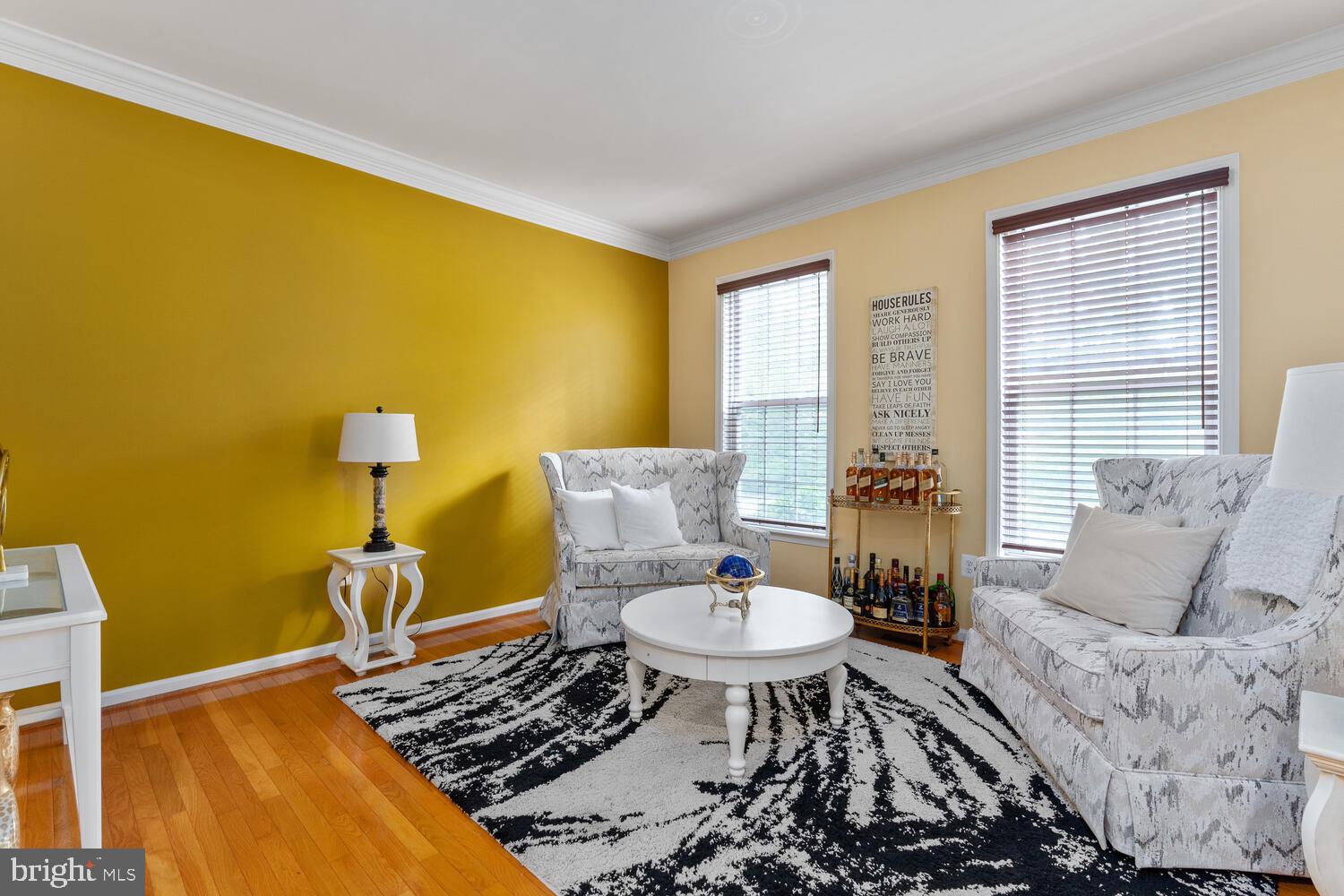 3730 Lions Field Road Triangle, VA 22172 - Photo 10 of 50 Living Room