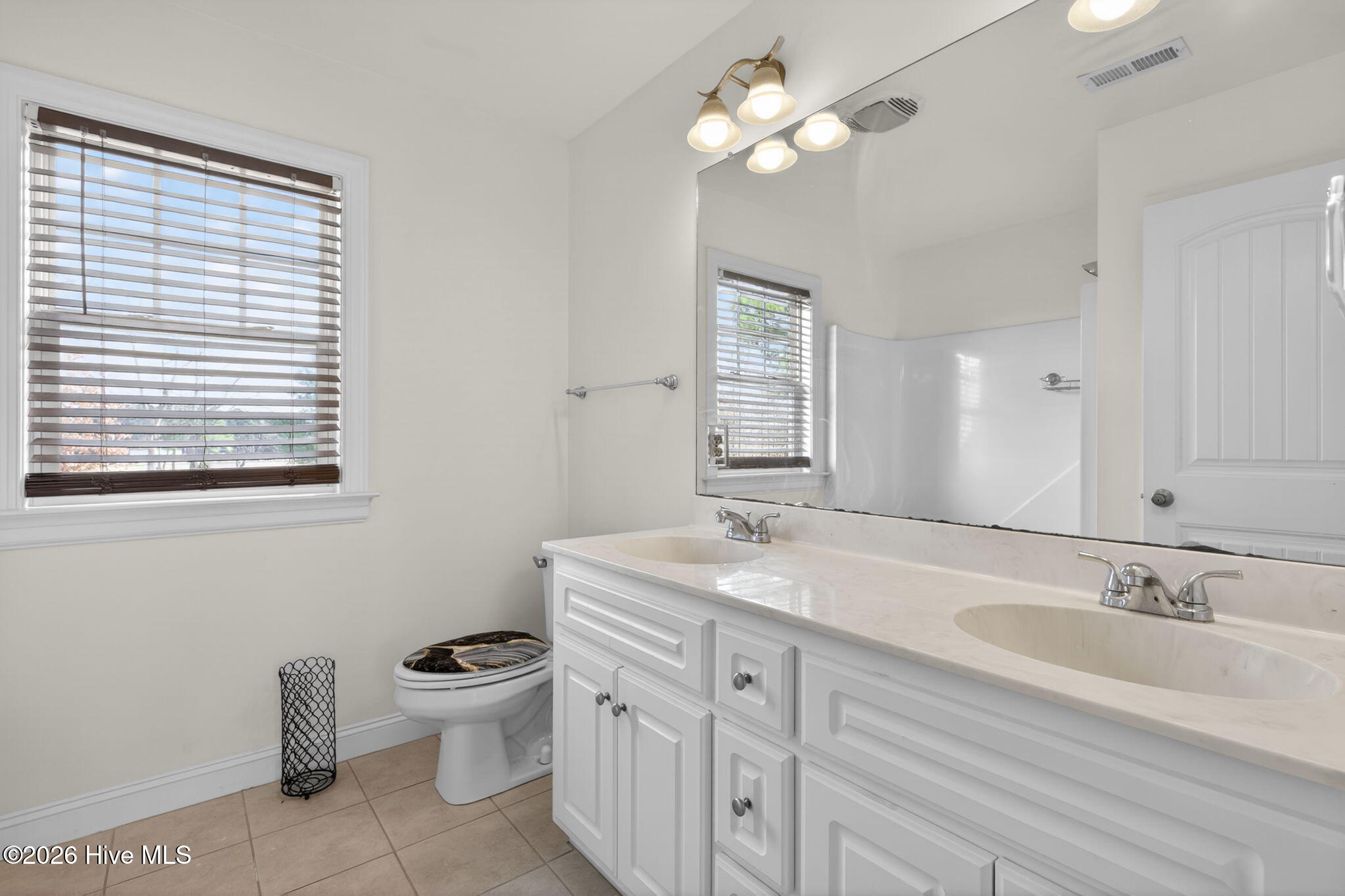 4307 Maple Leaf Lane Southwest Wilson, NC 27893 - Photo 25 of 35 Hall Bath