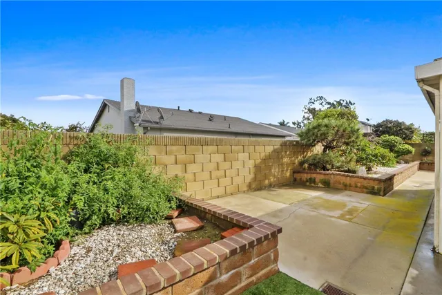 $899,000 | 1375 Oakhorne Drive, Harbor City, CA 90710