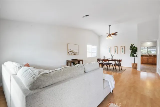 $899,000 | 1375 Oakhorne Drive, Harbor City, CA 90710