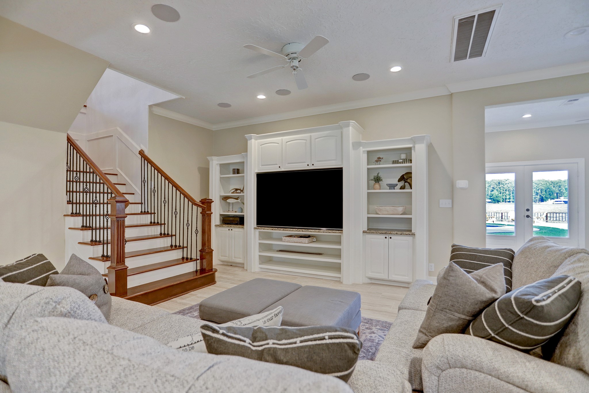 14362 Calvary Road Willis, TX 77318 - Photo 4 of 44 a living room with furniture and a flat screen tv
