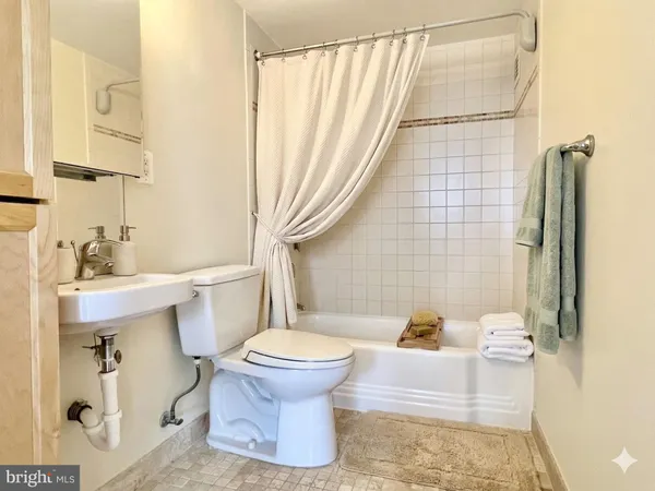 $269,000 | 522 21st Street Northwest, Unit 707, Washington, DC 20006