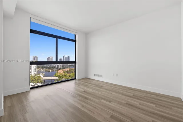 a picture of city view