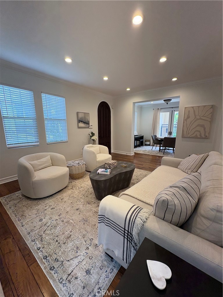 72 Downing Street Ladera Ranch, CA 92694 - Photo 3 of 24 a living room with furniture