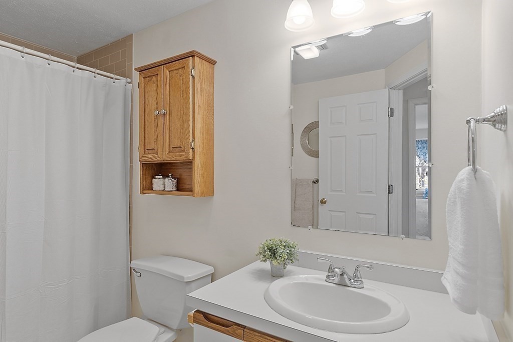 54 Boston Road, Unit 7 Chelmsford, MA 01824 - Photo 28 of 36 Gallery Image 28