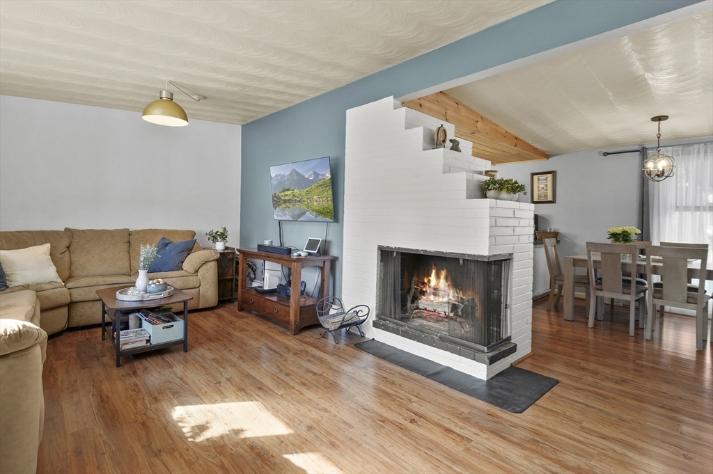 10 Ballydrain Road Framingham, MA 01701 - Photo 14 of 42