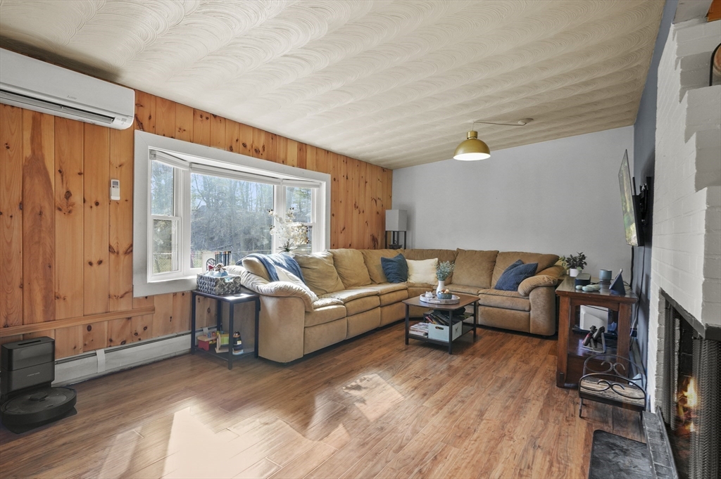 10 Ballydrain Road Framingham, MA 01701 - Photo 16 of 42