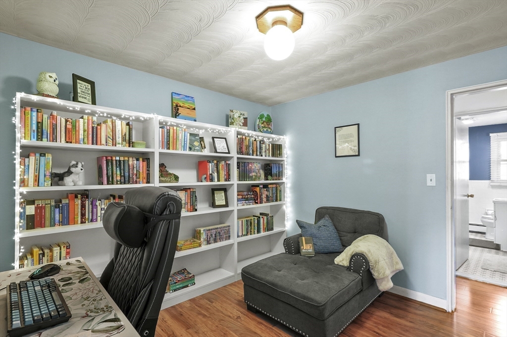 10 Ballydrain Road Framingham, MA 01701 - Photo 18 of 42