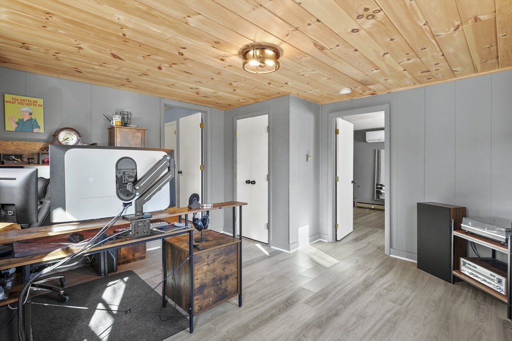 10 Ballydrain Road Framingham, MA 01701 - Photo 22 of 42