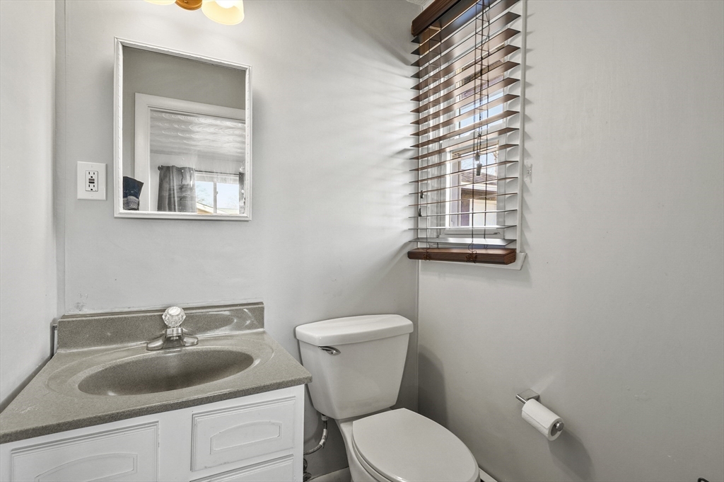 10 Ballydrain Road Framingham, MA 01701 - Photo 31 of 42