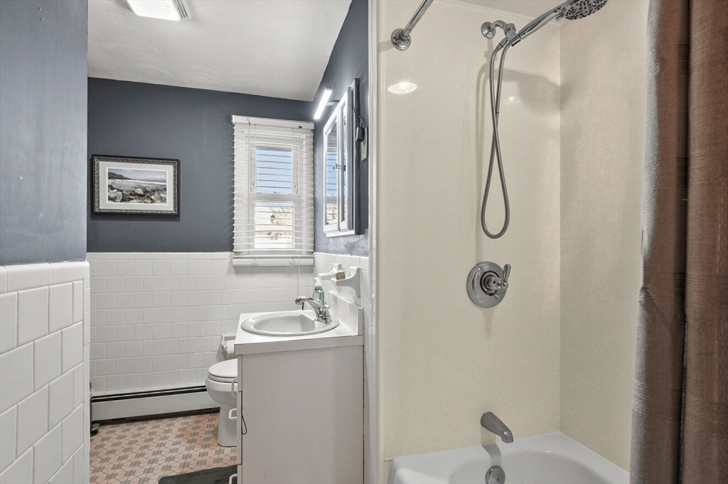 10 Ballydrain Road Framingham, MA 01701 - Photo 32 of 42