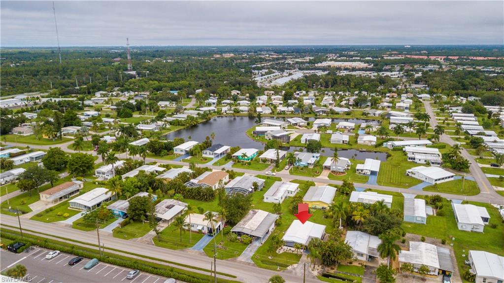 883 Manatee Road Naples, FL 34114 - Photo 2 of 15 a view of a city