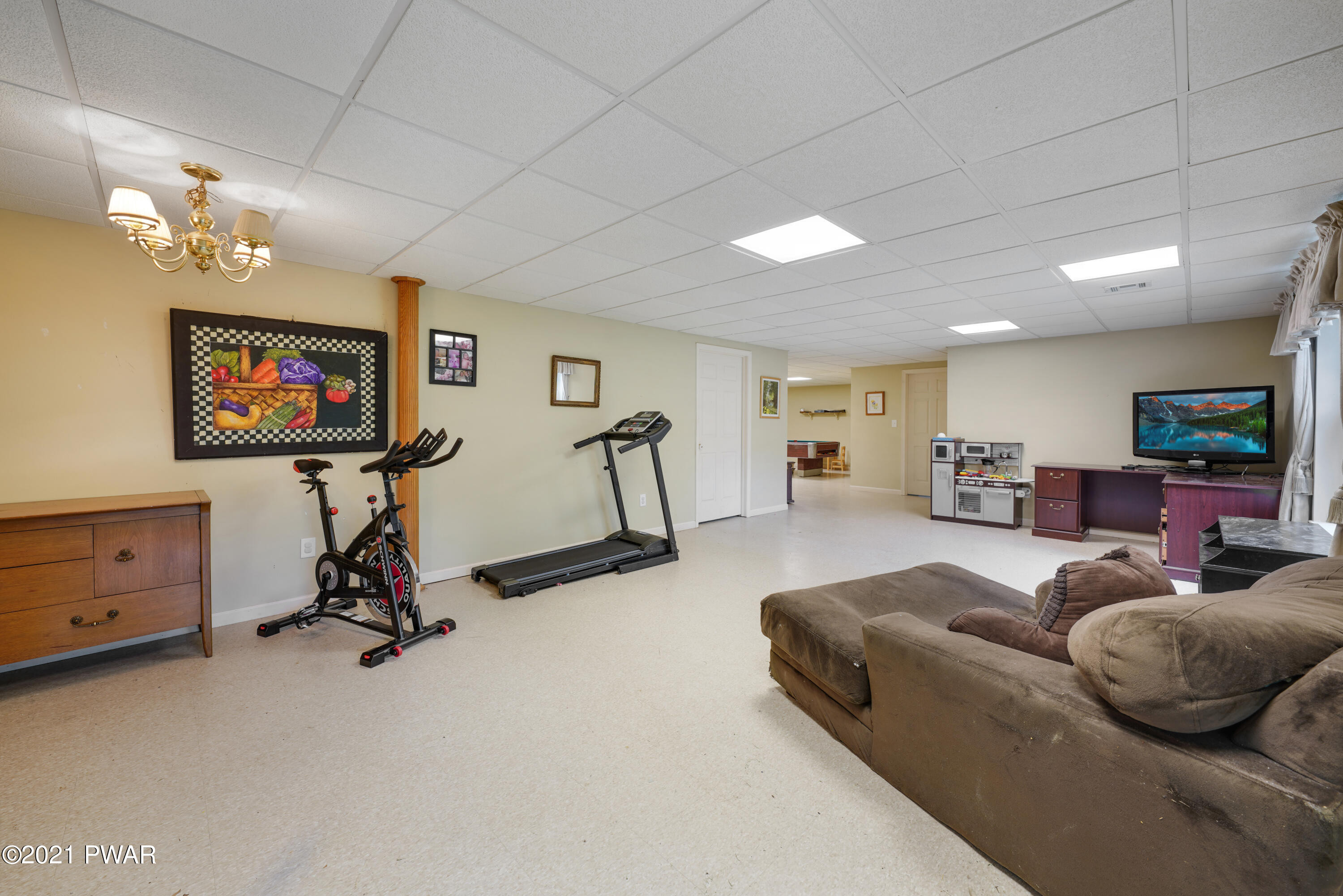 145 West Lilac Road Milford, PA 18337 - Photo 31 of 40 dsc06774-dsc06775