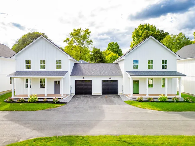 $450,000 | 21 Magnolia Lane, Unit 21, Gardiner, ME 04345