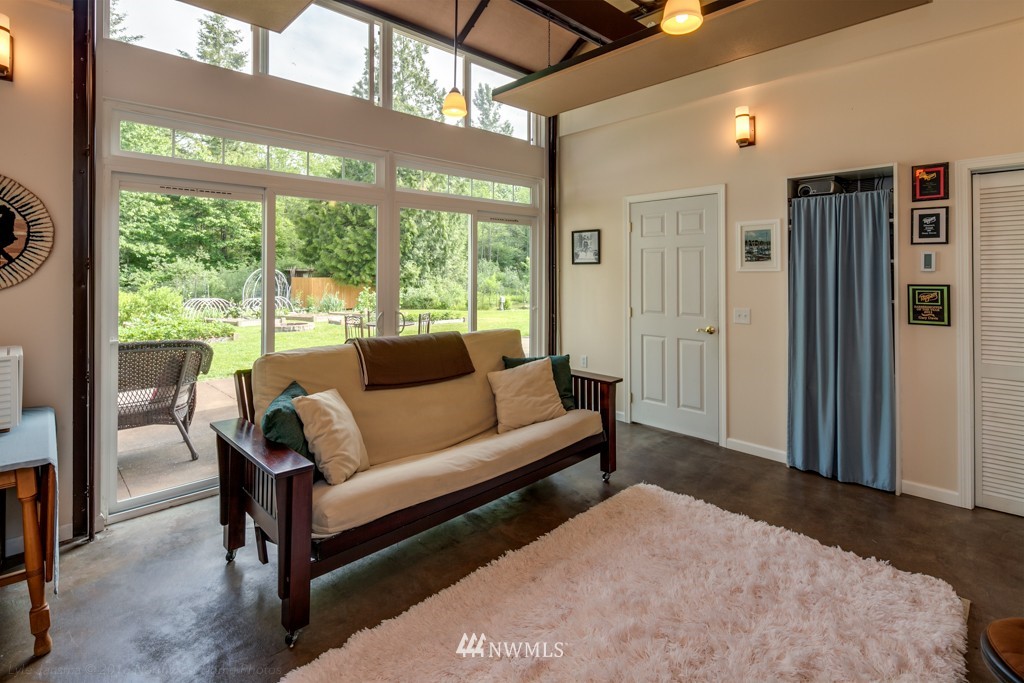 2398 East Hemmi Road Bellingham, WA 98226 - Photo 5 of 19