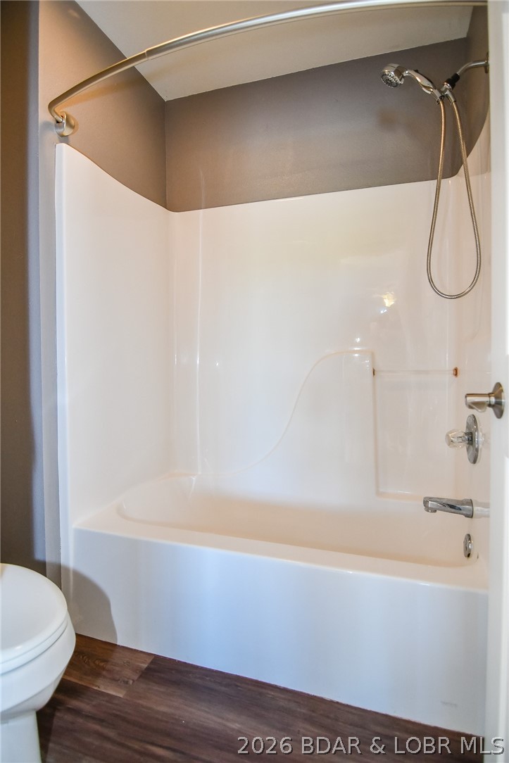 194 Sac Road, Unit D301 Sunrise Beach, MO 65079 - Photo 26 of 43 Water closet off lakeside bedroom 2