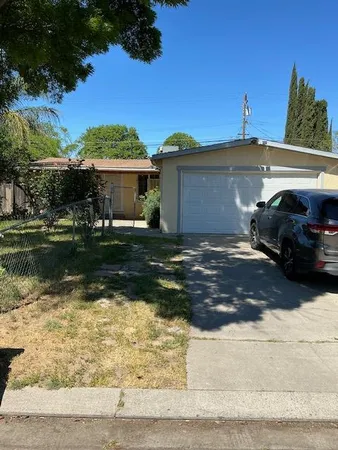 $379,900 | 1629 ToniLane, Modesto, CA 95351