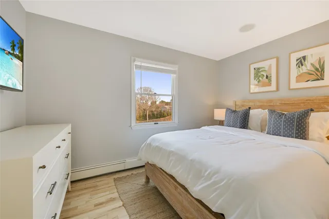 $2,199,000 | 36 Charla Drive, Southampton, NY 11968