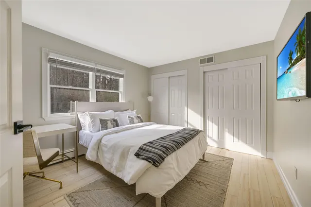 $2,199,000 | 36 Charla Drive, Southampton, NY 11968