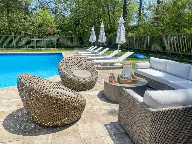 $2,199,000 | 36 Charla Drive, Southampton, NY 11968