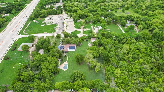 $595,000 | 1809 North Trinity Road, Denton, TX 76208